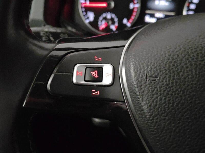 Volkswagen Amarok vaihtoauto