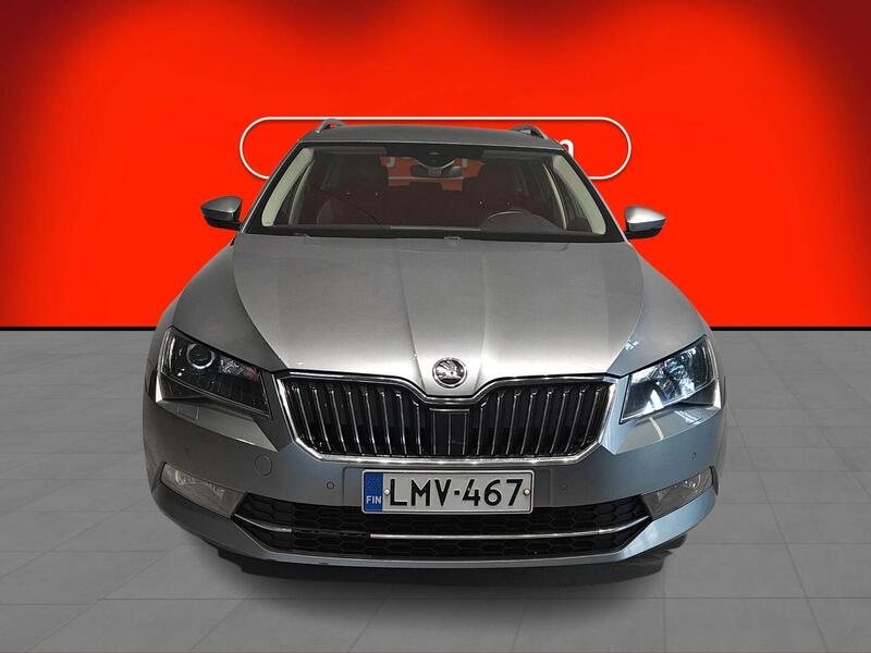 Skoda Superb Combi vaihtoauto
