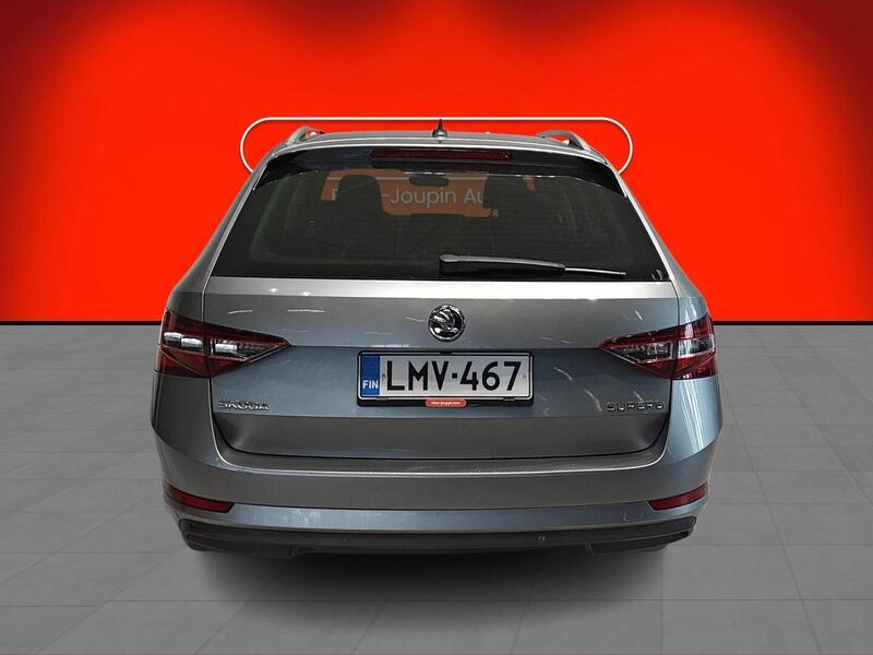 Skoda Superb Combi vaihtoauto
