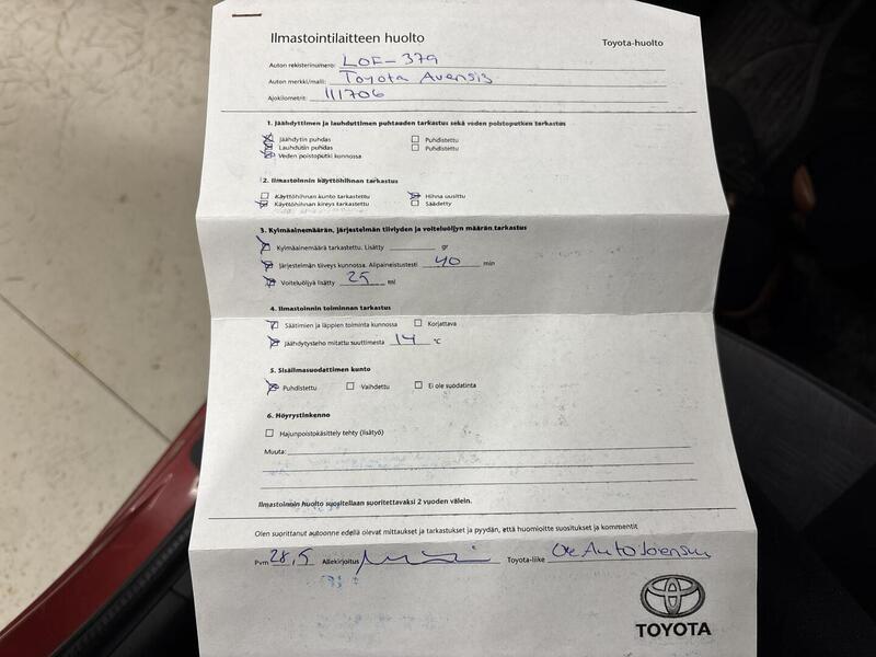 Toyota Avensis vaihtoauto