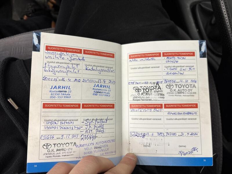 Toyota Avensis vaihtoauto