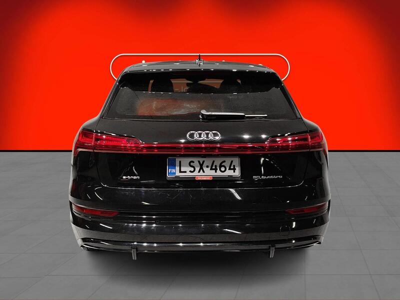 Audi e-tron vaihtoauto