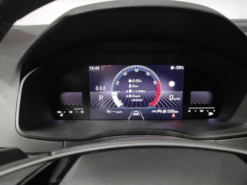 Skoda Karoq vaihtoauto