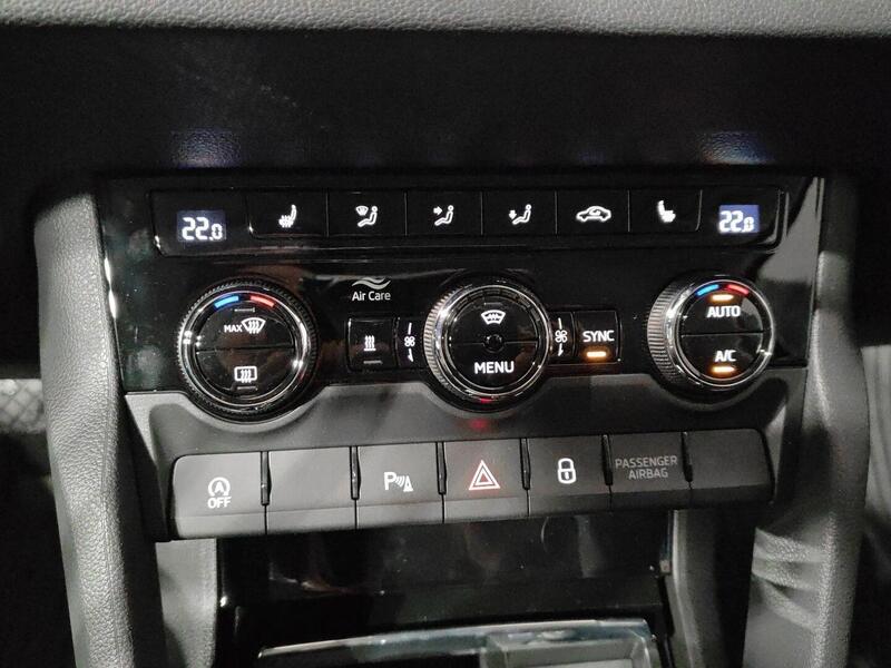 Skoda Karoq vaihtoauto