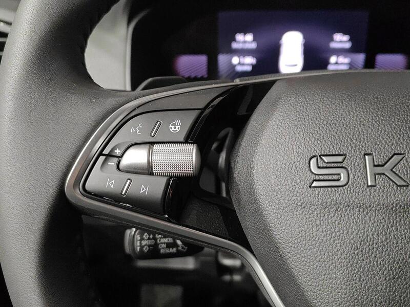 Skoda Karoq vaihtoauto