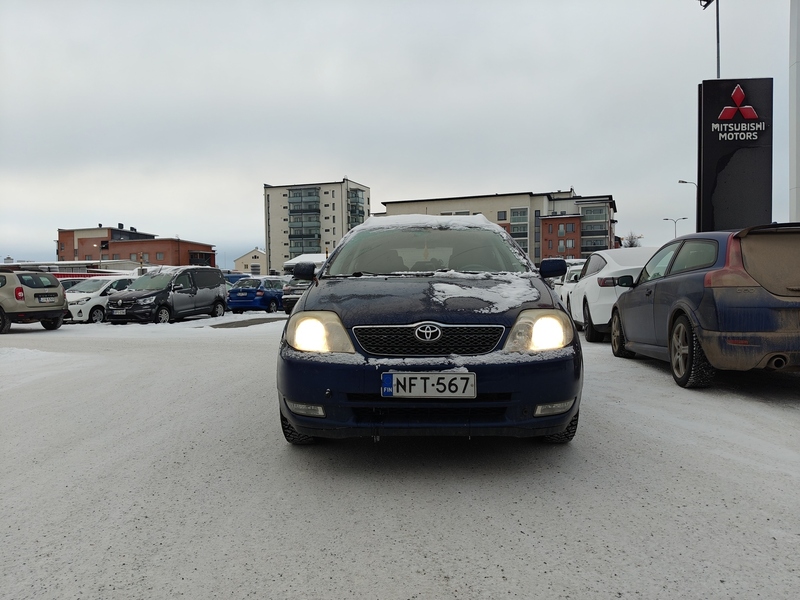 Toyota Corolla vaihtoauto