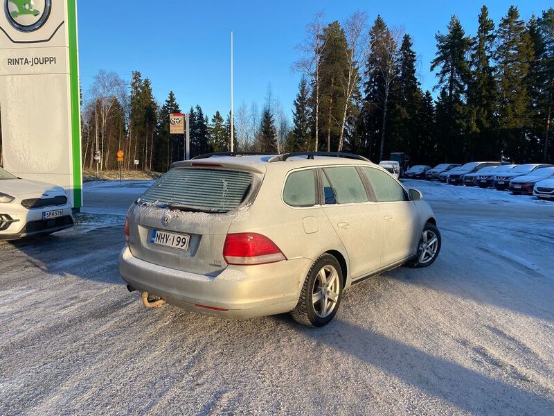 Volkswagen Golf vaihtoauto