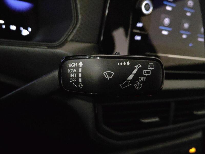 Volkswagen T-Cross vaihtoauto