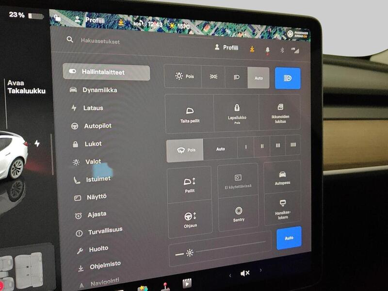 Tesla Model 3 vaihtoauto