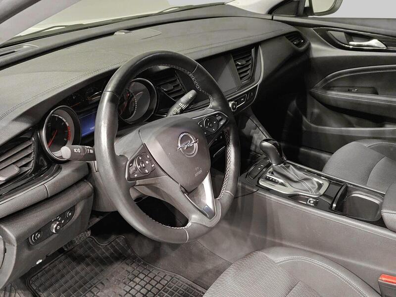 Opel Insignia vaihtoauto