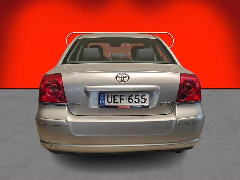 Toyota Avensis vaihtoauto