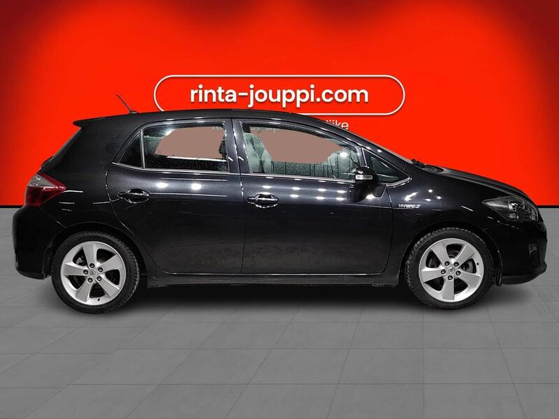 Toyota Auris vaihtoauto