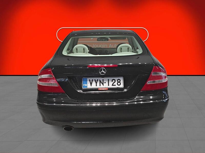 Mercedes-Benz CLK vaihtoauto