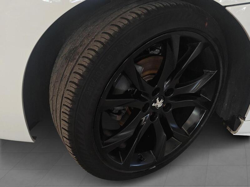 Peugeot RCZ vaihtoauto