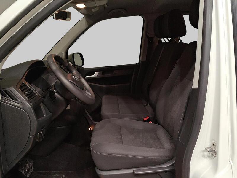 Volkswagen Caravelle vaihtoauto