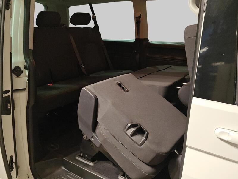 Volkswagen Caravelle vaihtoauto