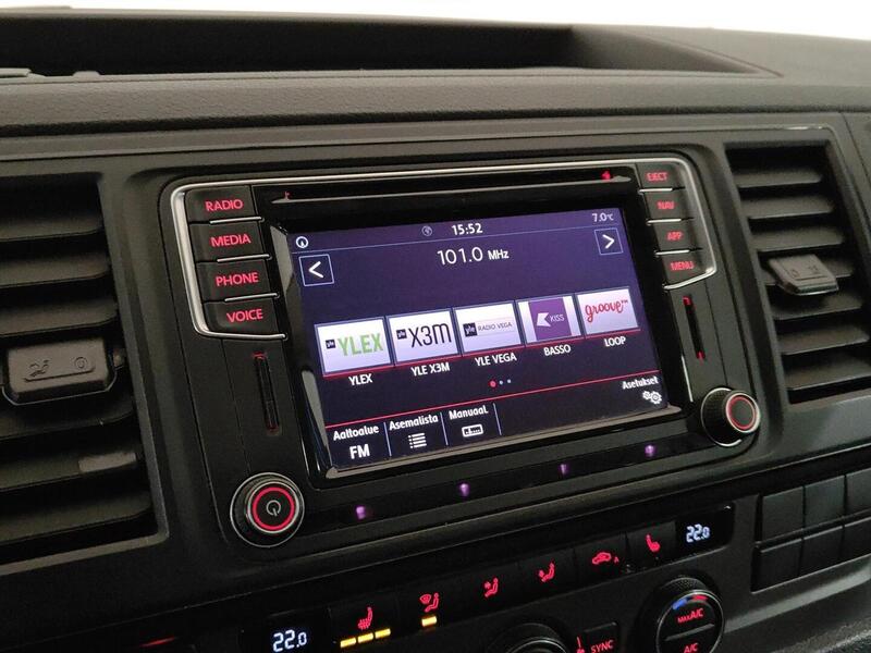 Volkswagen Caravelle vaihtoauto