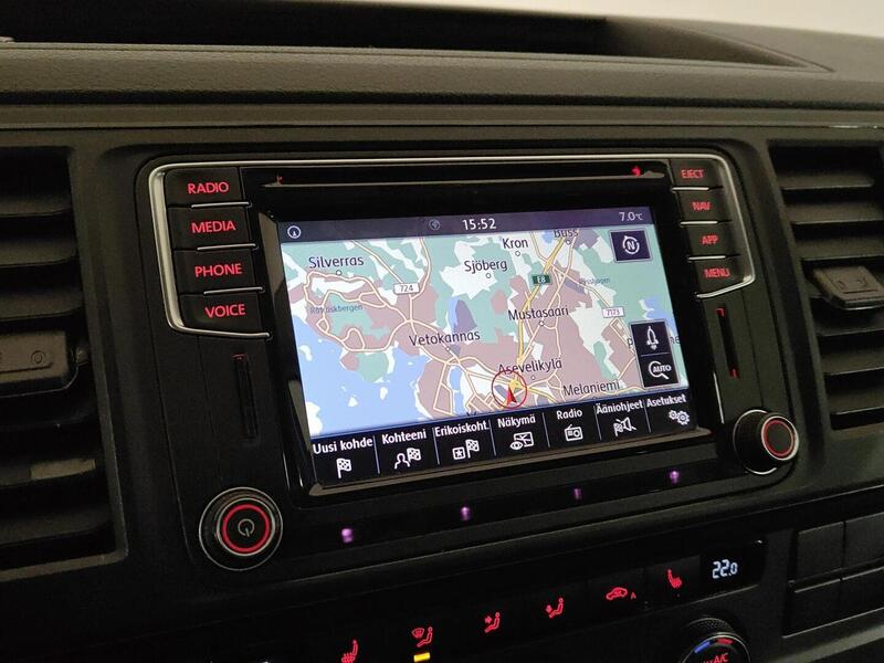 Volkswagen Caravelle vaihtoauto