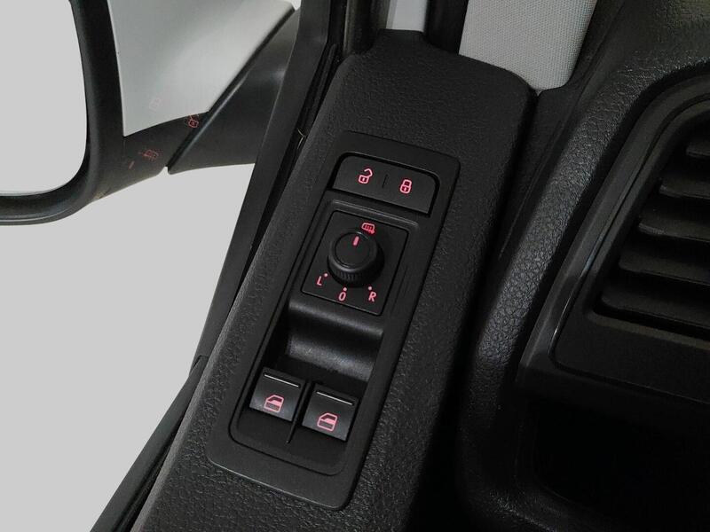 Volkswagen Caravelle vaihtoauto