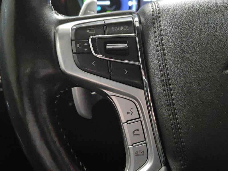 Mitsubishi Outlander PHEV vaihtoauto