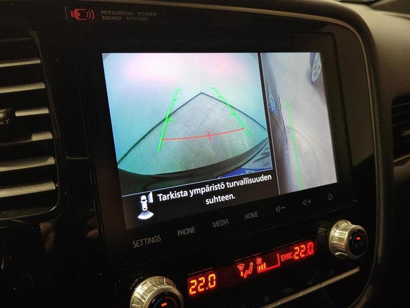 Mitsubishi Outlander PHEV vaihtoauto