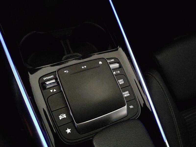 Mercedes-Benz EQA vaihtoauto