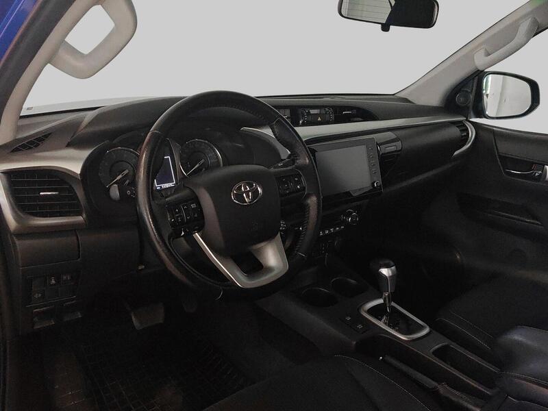 Toyota Hilux vaihtoauto