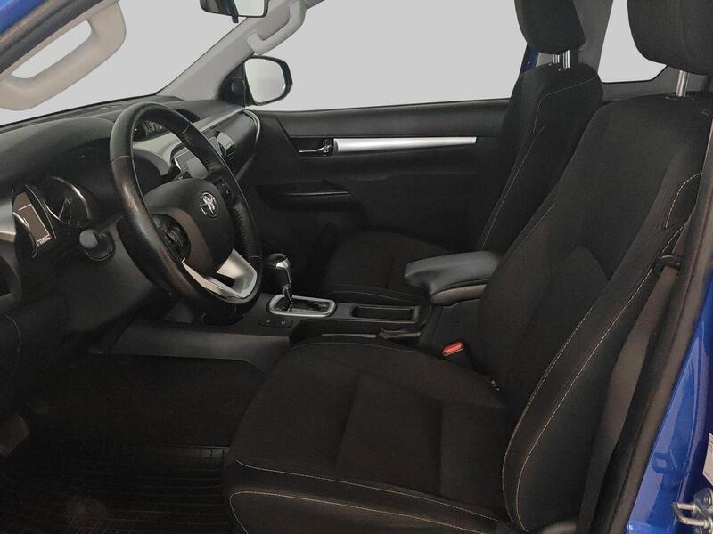 Toyota Hilux vaihtoauto