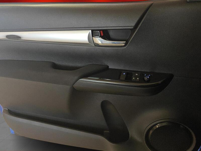 Toyota Hilux vaihtoauto