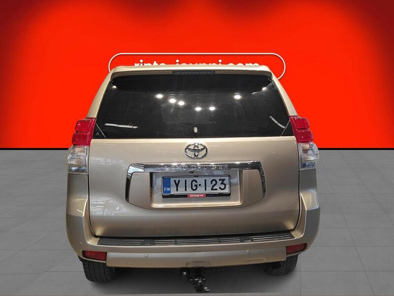 Toyota Land Cruiser vaihtoauto