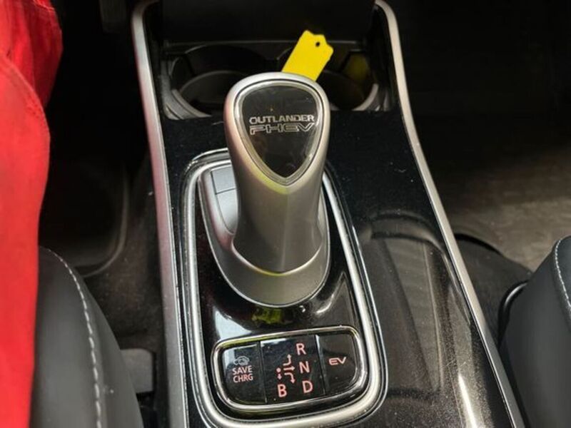 Mitsubishi Outlander vaihtoauto