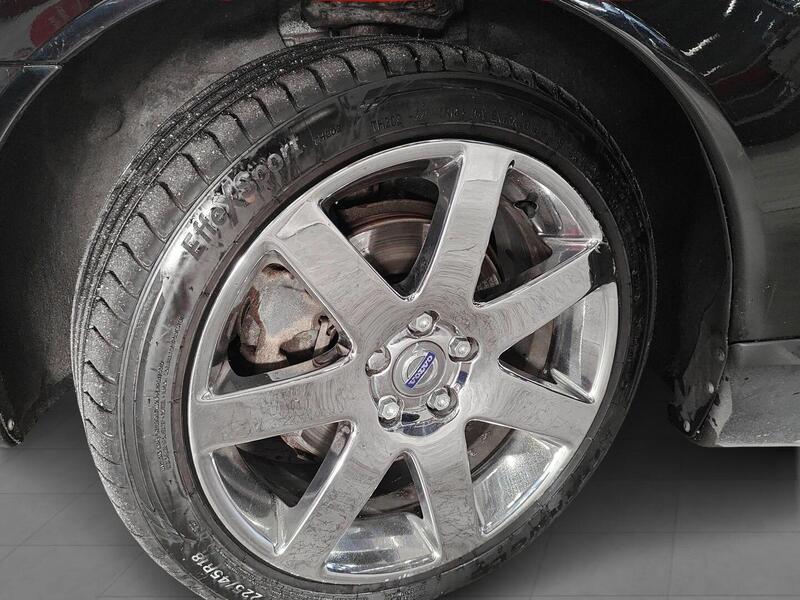 Volvo V70 vaihtoauto