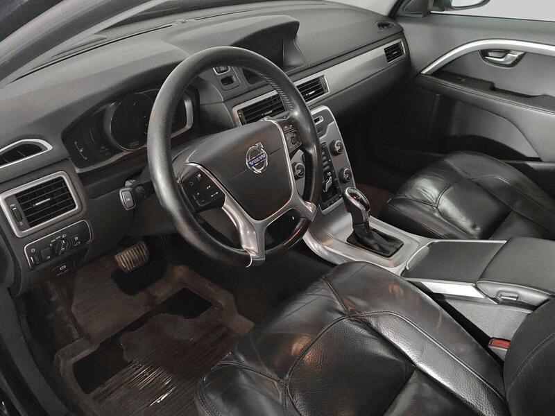 Volvo V70 vaihtoauto