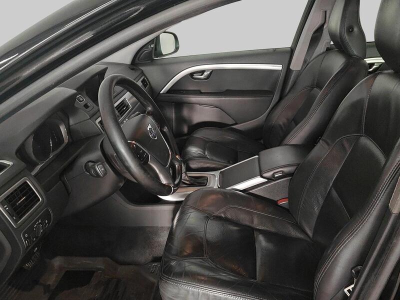 Volvo V70 vaihtoauto