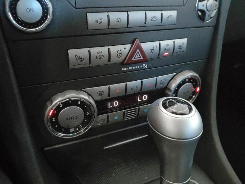 Mercedes-Benz SLK vaihtoauto