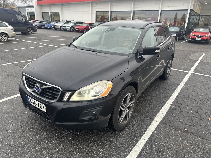 Volvo XC60 vaihtoauto