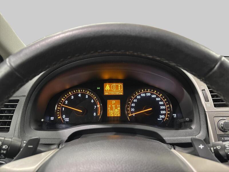 Toyota Avensis vaihtoauto