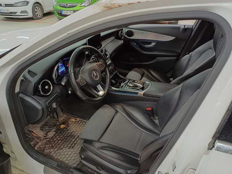 Mercedes-Benz C vaihtoauto