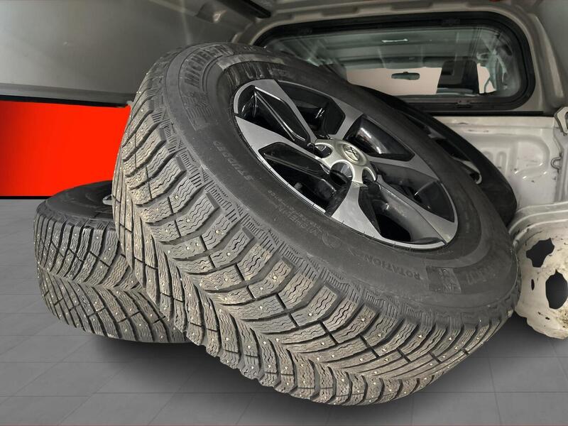 Toyota Hilux vaihtoauto