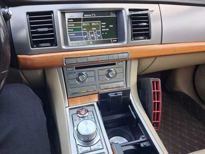 Jaguar XF vaihtoauto