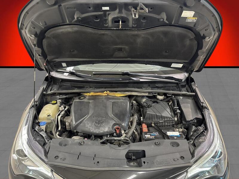 Toyota Avensis vaihtoauto