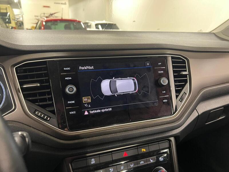 Volkswagen T-Roc vaihtoauto