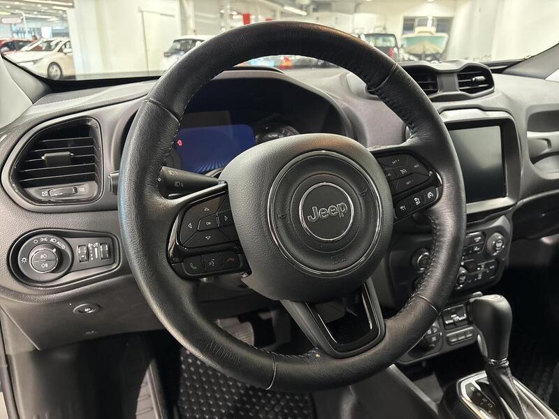 Jeep Renegade vaihtoauto