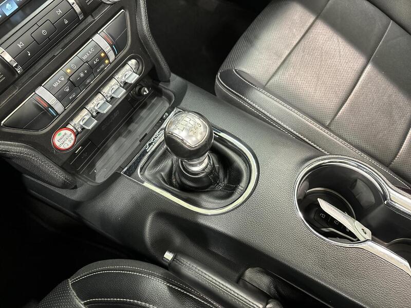 Ford USA Mustang vaihtoauto