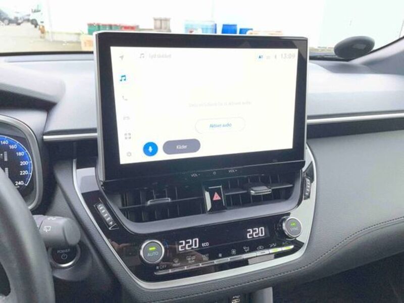 Toyota Corolla Cross vaihtoauto