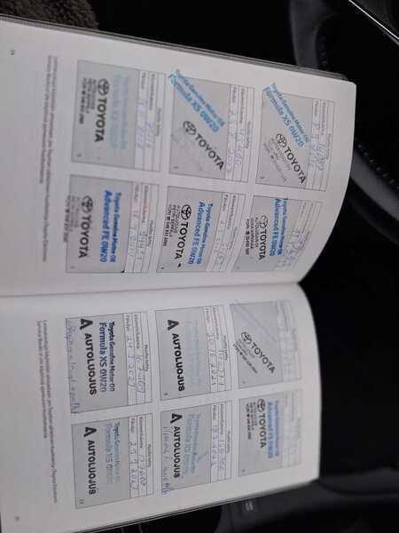 Toyota Auris vaihtoauto