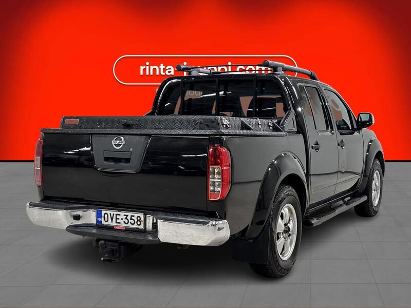 Nissan Navara vaihtoauto