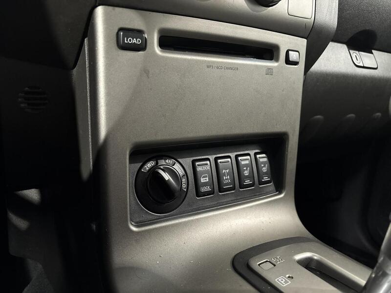 Nissan Navara vaihtoauto