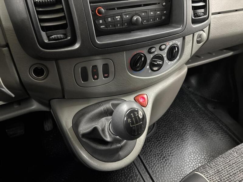 Nissan Primastar vaihtoauto