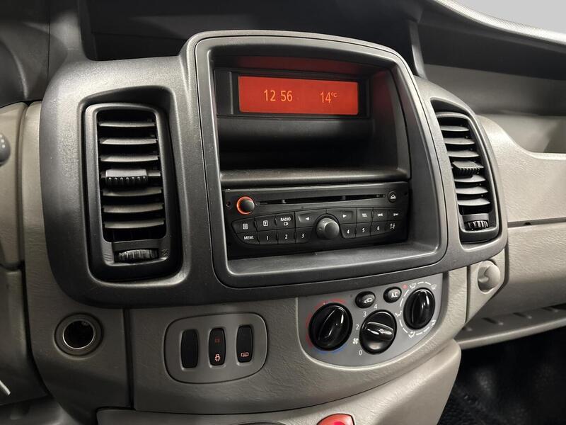 Nissan Primastar vaihtoauto